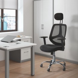 Silla de oficina y escritorio Soul. Color negro, ergonómica, cómoda y muy barata. Transpirable. Mobelcenter.